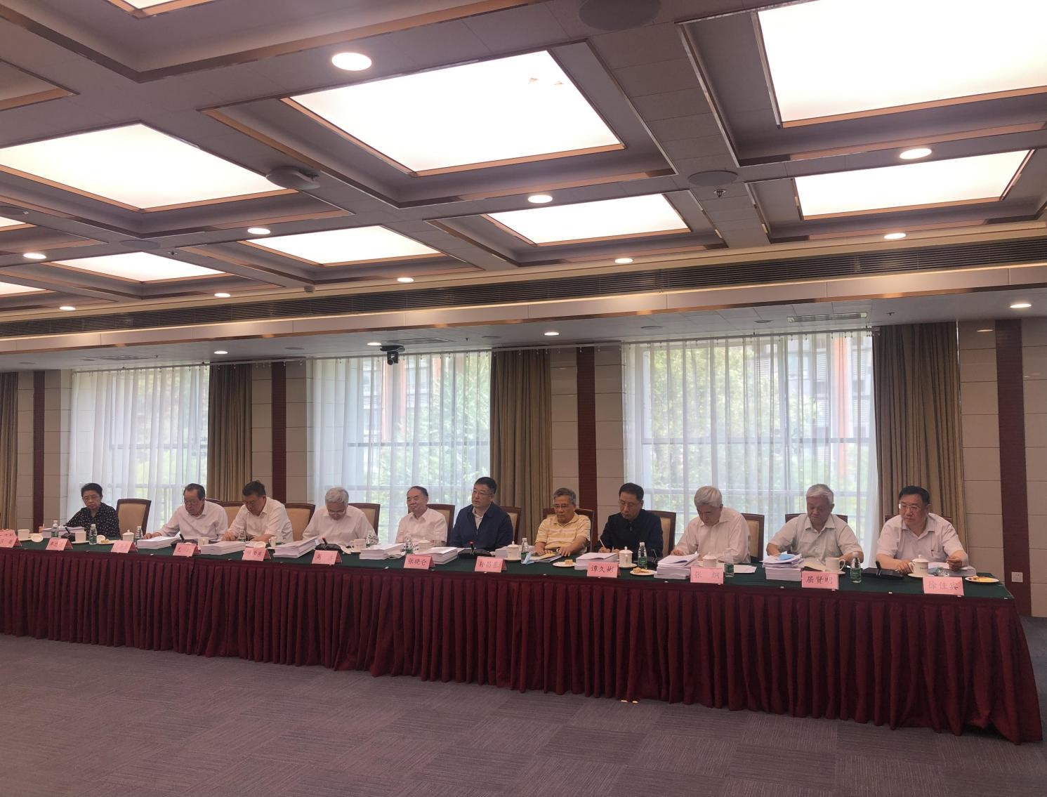 20210712115724422508501.jpg “产业基础能力提升战略研究”项目结题暨“强化产业基础和提升产业链战略研究”项目启动会召开.jpg