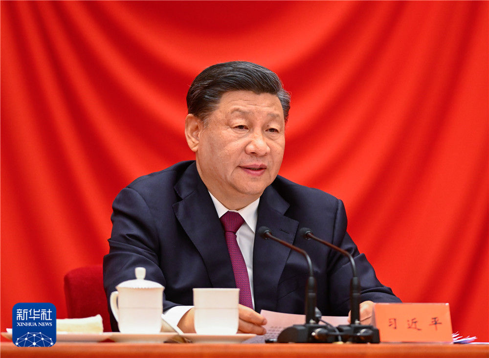 20220511145454762537433.jpg 5月10日,庆祝中国共产主义青年团成立100周年大会在北京人民大会堂隆重举行。中共中央总书记、国家主席、中央军委主席习近平在大会上发表重要讲话。新华社记者 李学仁 摄.jpg